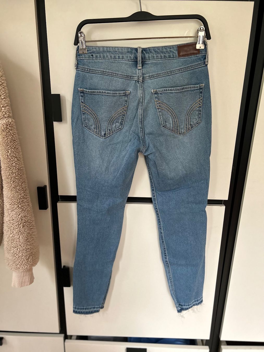 Jeans: Hollister Jeans – Usato da Zürich venduto da del_2dkl 1