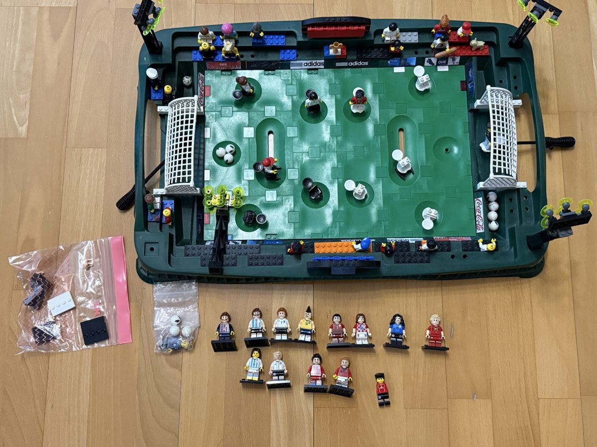 Lego Giocattoli: LEGO Sports 3569, Grosse Fussball Arena – Usato da Schwyz venduto da Aasterix