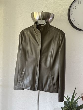 Damen Lederjacke aus Echtleder – Olivgrün – Gr. 42