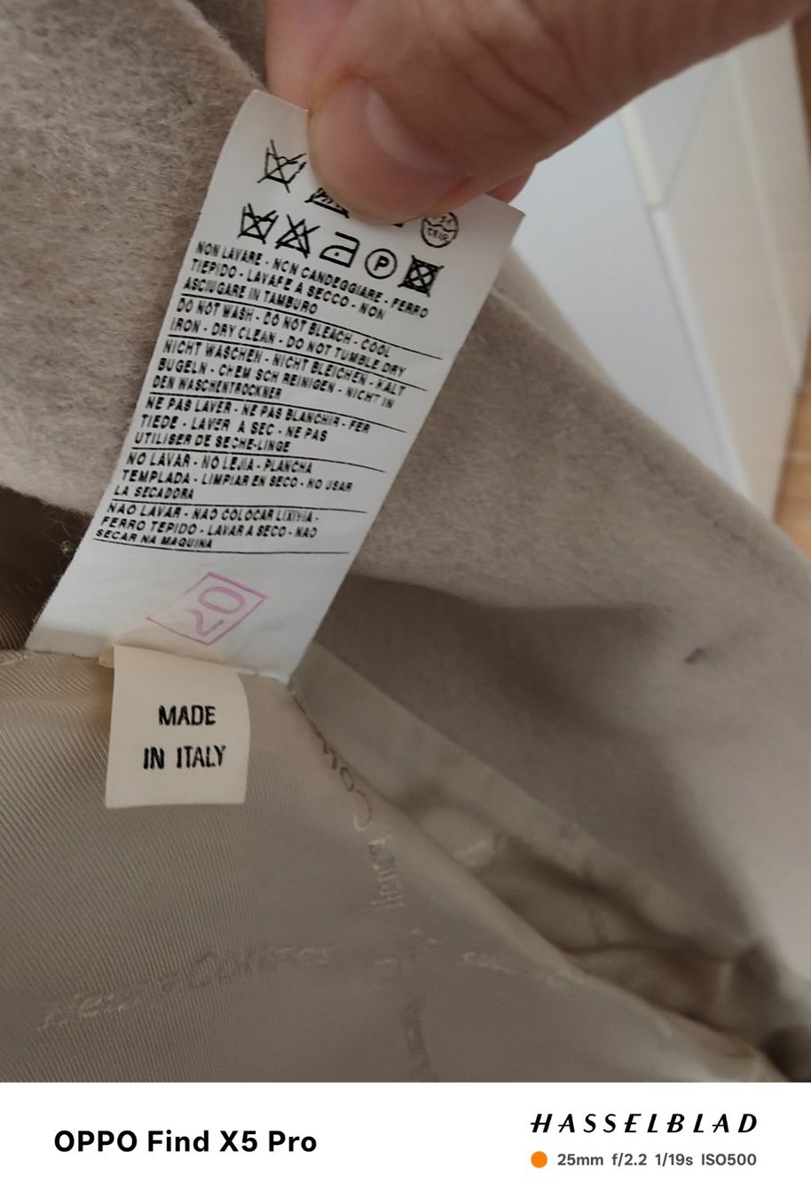 Cappotti: Mantel beige, Marke Henry Cotton – Usato da Mumpf venduto da Loco_Roco 4
