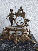 Antike Schmieneuhr