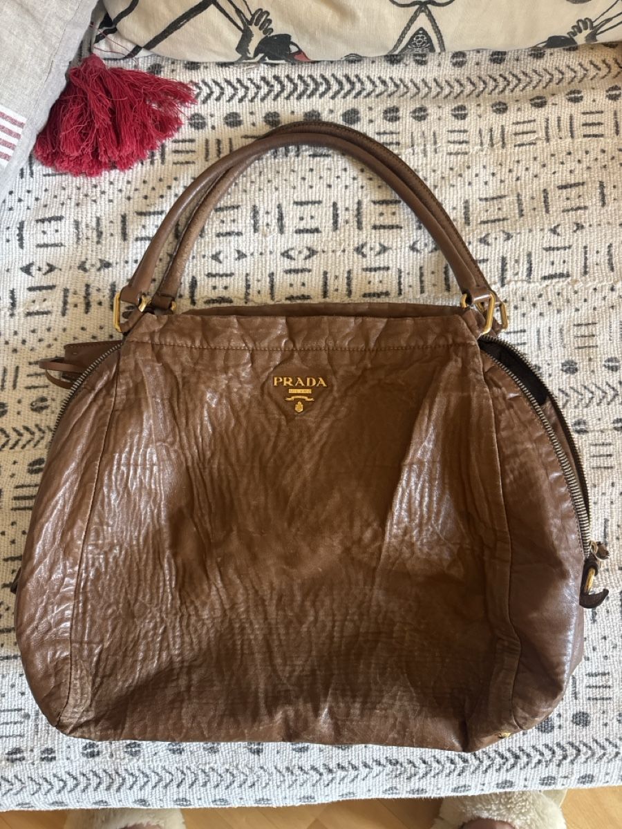 Prada Taschen für Damen: Prada Leder Tasche Braun – Gebraucht aus Zürich von juliajuliuscesar 5