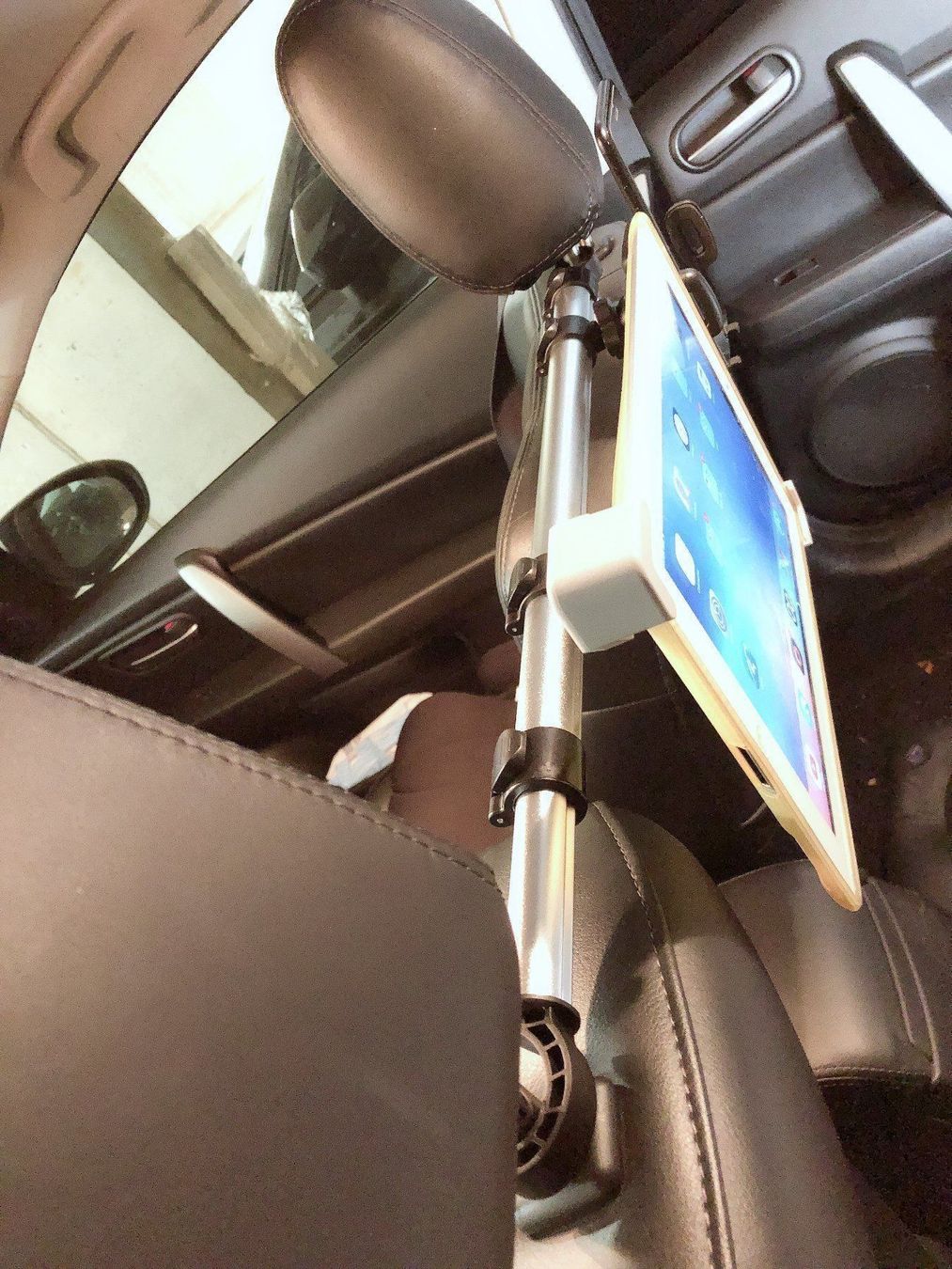 Staffa per monitor: Support voiture tablette 9-14.5 pouces support natel – Nuovo e nell'imballaggio originale da Morges venduto da Carskin 1