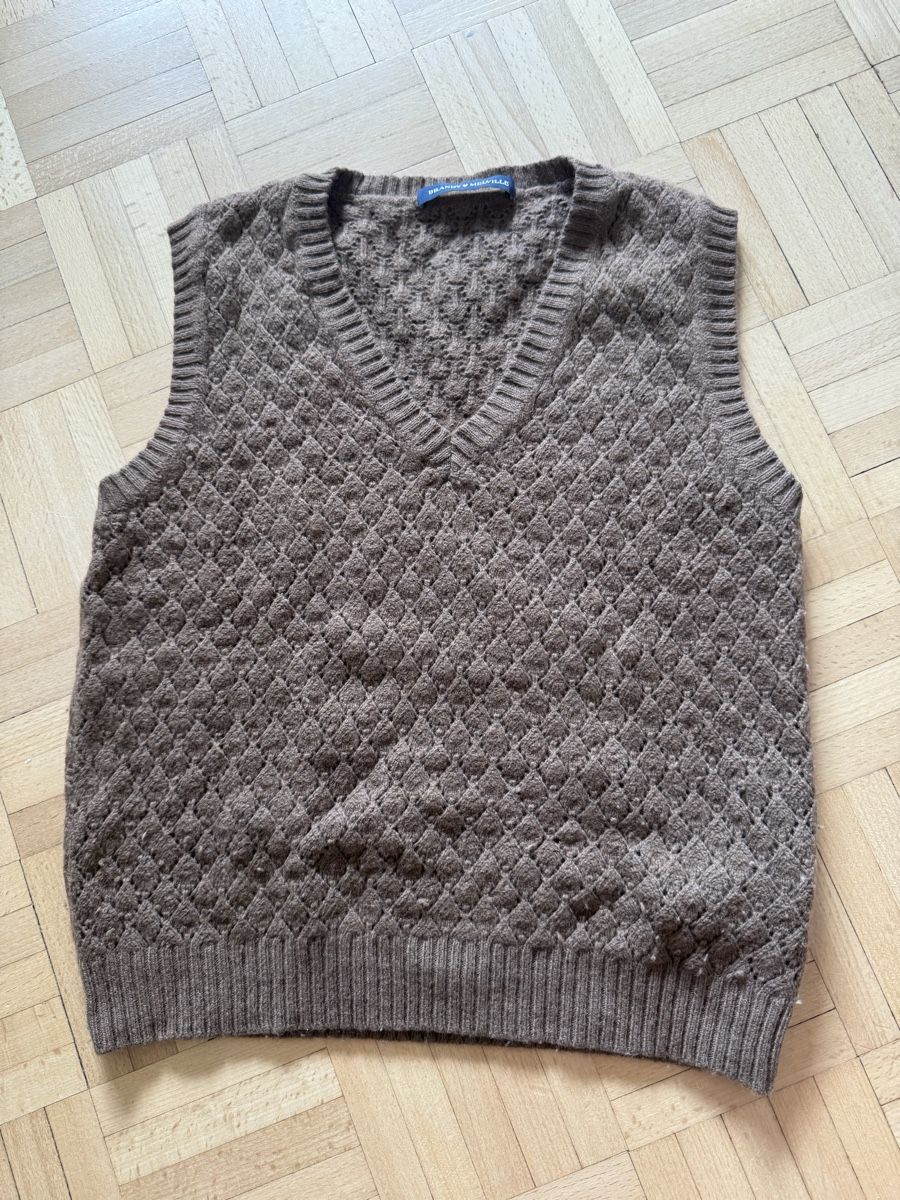 Brandy Melville Pulls & Sweat-shirts: Pull sans manches Brandy Melville taille S  – D'occasion à  par