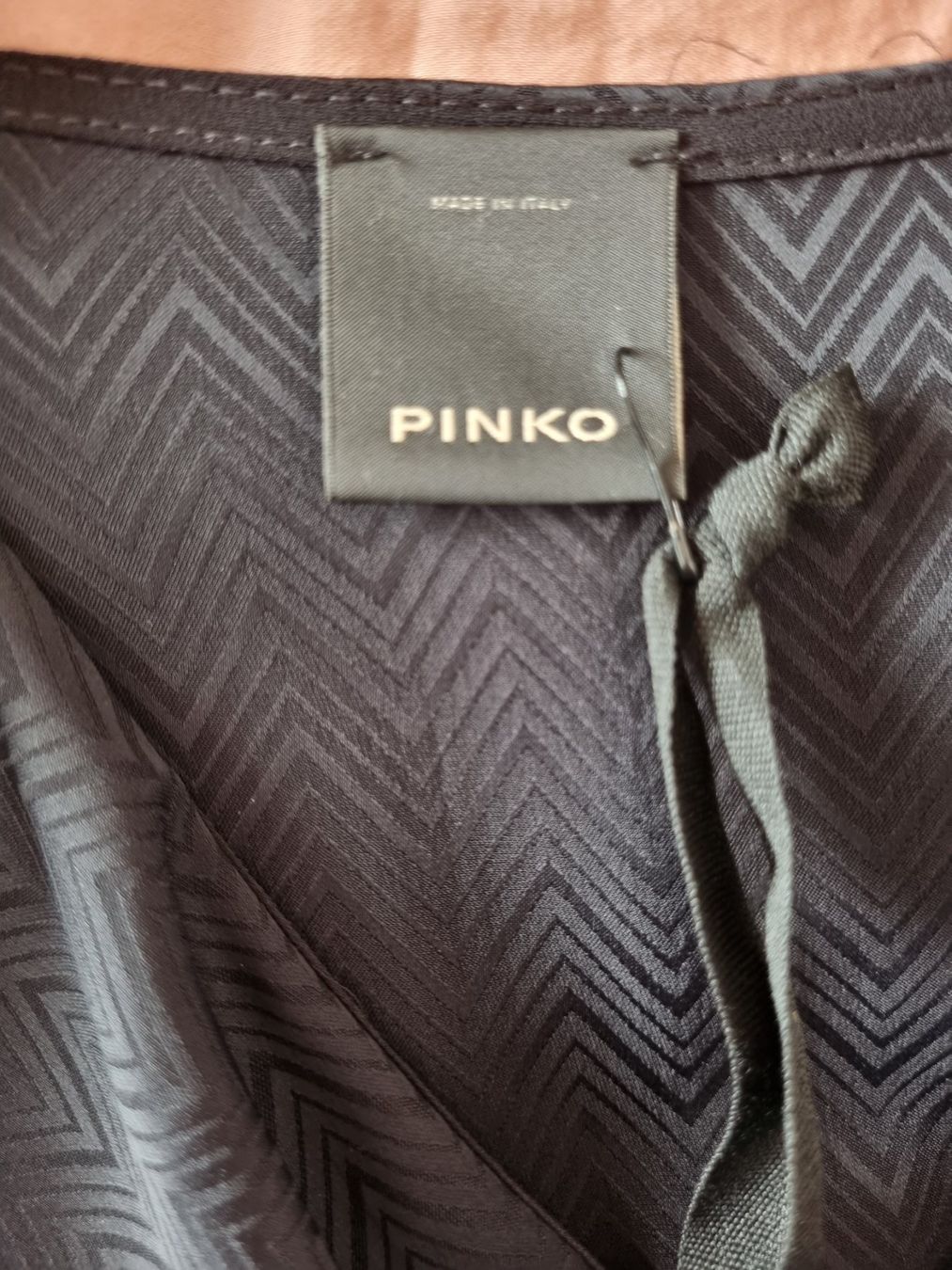 Pinko Blusen: Hemd Pinko – Neu und originalverpackt aus Arbedo von Gyn 4