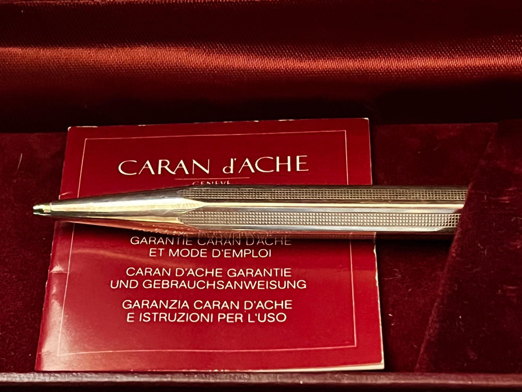 Caran D'Ache Stylos & Marker: Alter Caran d’Ache Ecridor Minenhalter "Pavé" versilbert cw – D'occasion à Zürich par FV.vintage 2