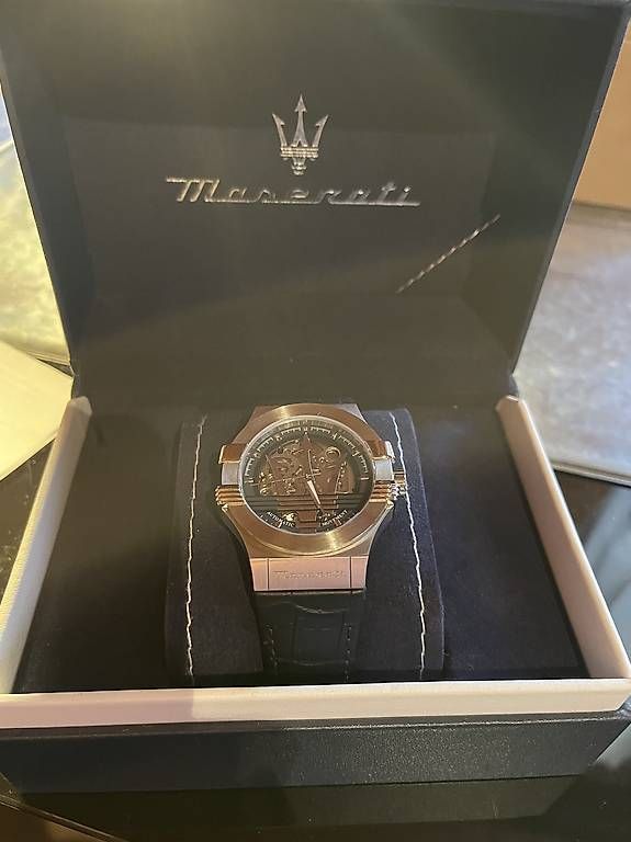 Orologi: Montre Maserati Potenza neuve  – Usato da Montana venduto da sfs_qy6d