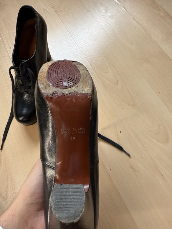 Chaussures femmes: Schwarze Schnürschuhe Leder, Gr. 40 – D'occasion à Wetzikon ZH par cyr_xp7p 4