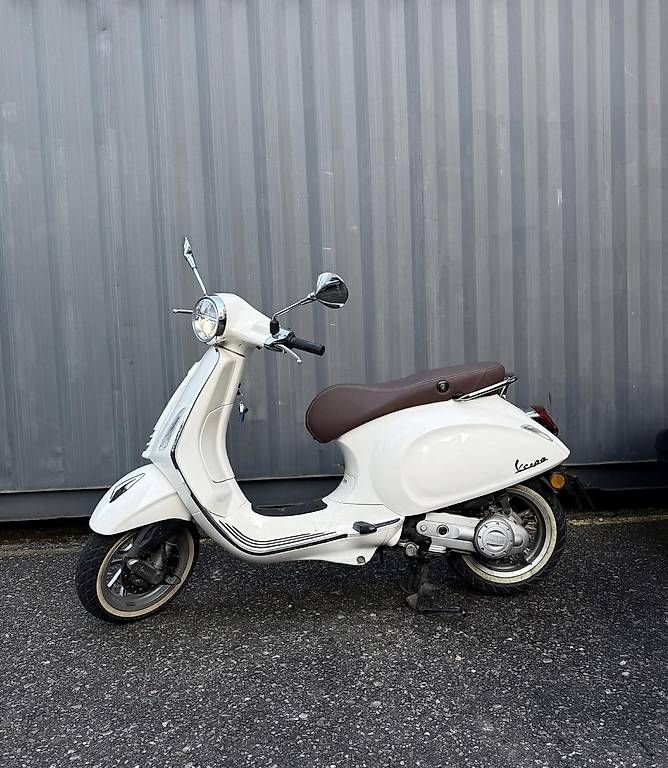 Scooter: Vespa primavera 50 – Usato da Reinach BL venduto da pan_pjc6 2