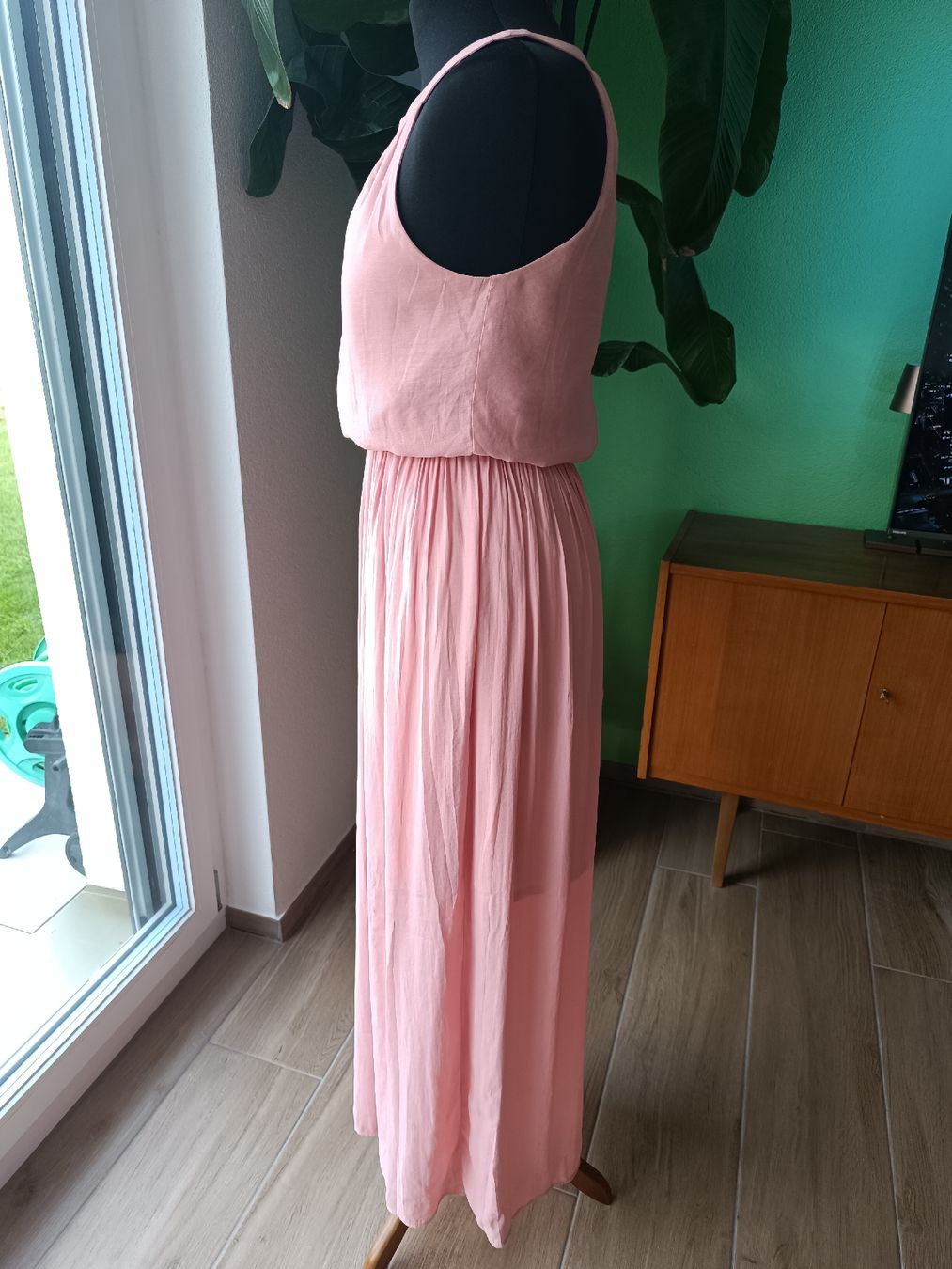 Vestiti: Kleid rosa 👗 – Usato da Wolfwil venduto da SecondOwner 1