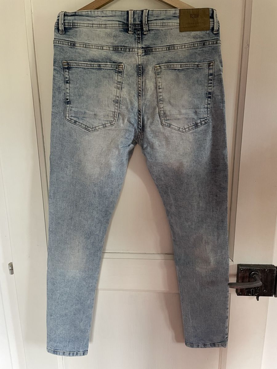 Jeans: Jean troué FSBN Taille 32/32 – Nuovo (secondo la descrizione) da Bure venduto da Nono22x 1