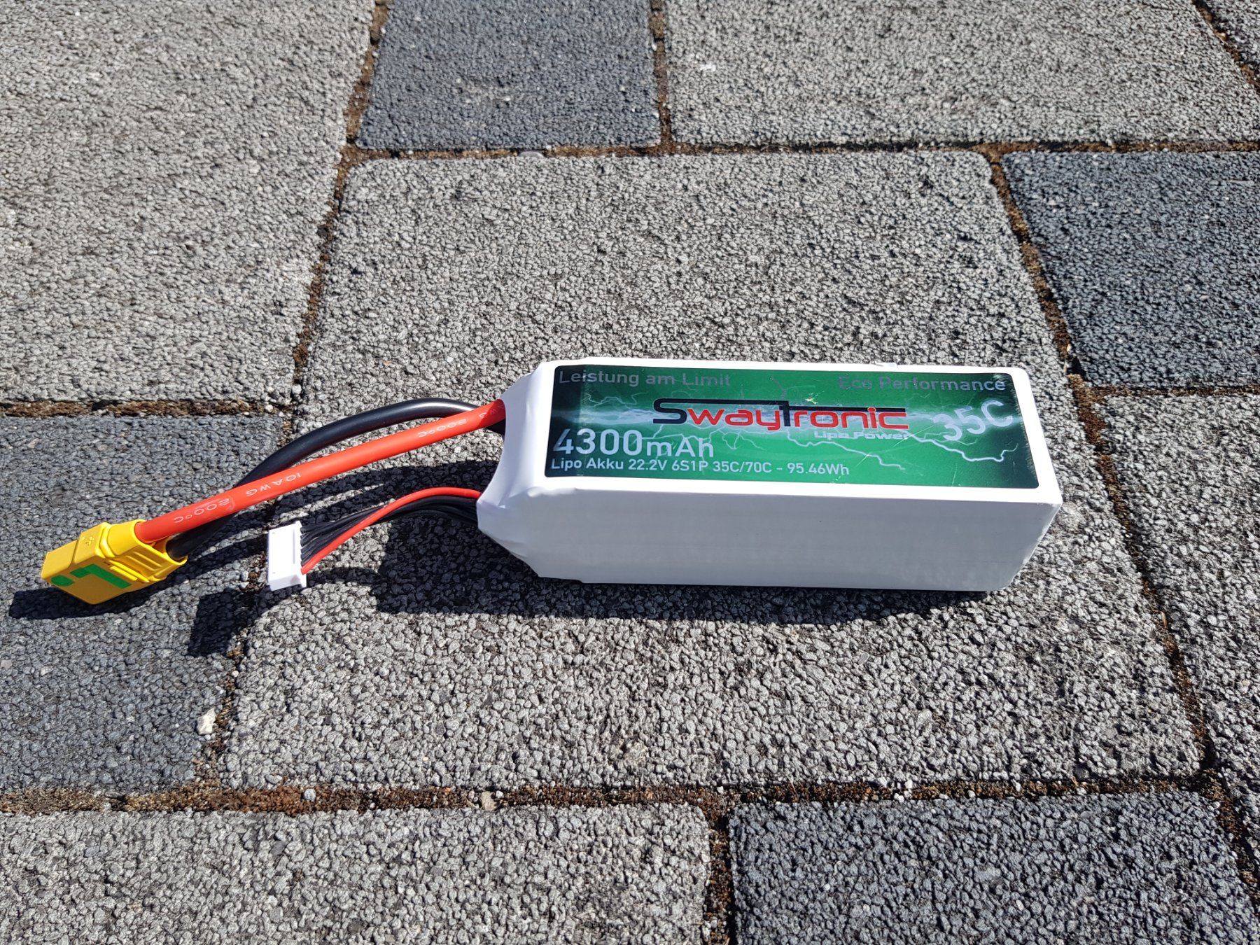Modellismo RC: Extreme Flight 67" Laser RxR – Nuovo (secondo la descrizione) da Deitingen venduto da Kano1 4