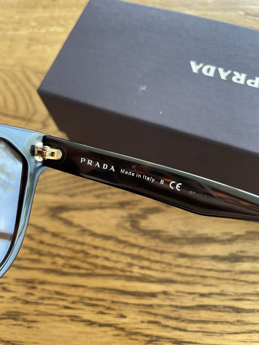 Prada Occhiali & Lenti: Sonnenbrille von PRADA – Usato da Bottmingen venduto da Leela2 5