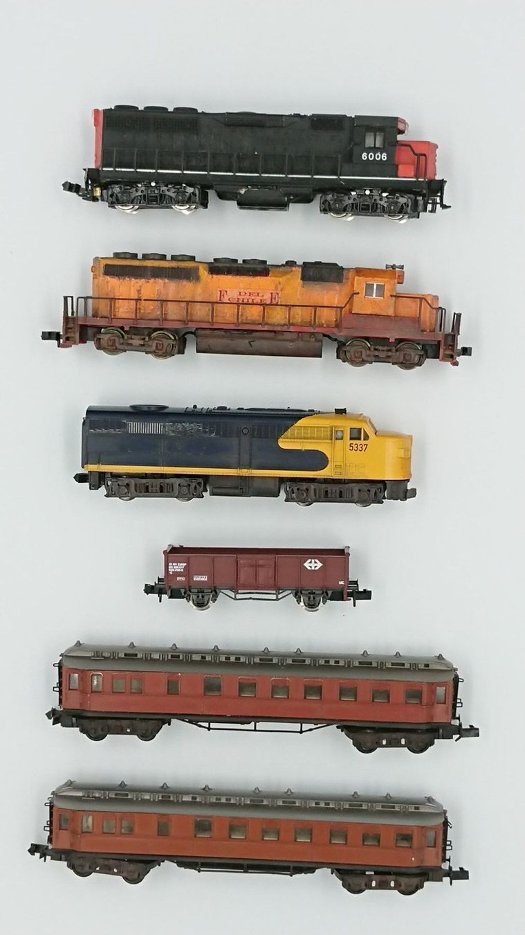 Modelleisenbahnen: Konvolut Loks / Wagen Spur N – Gebraucht aus Basel von regnam 1