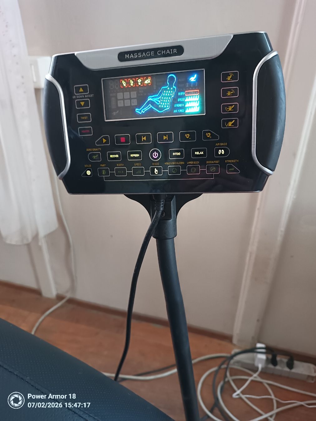 Poltrone: Massagesessel Zero gravity ganzkörper – Usato da Bargen SH venduto da sti_drf8 5