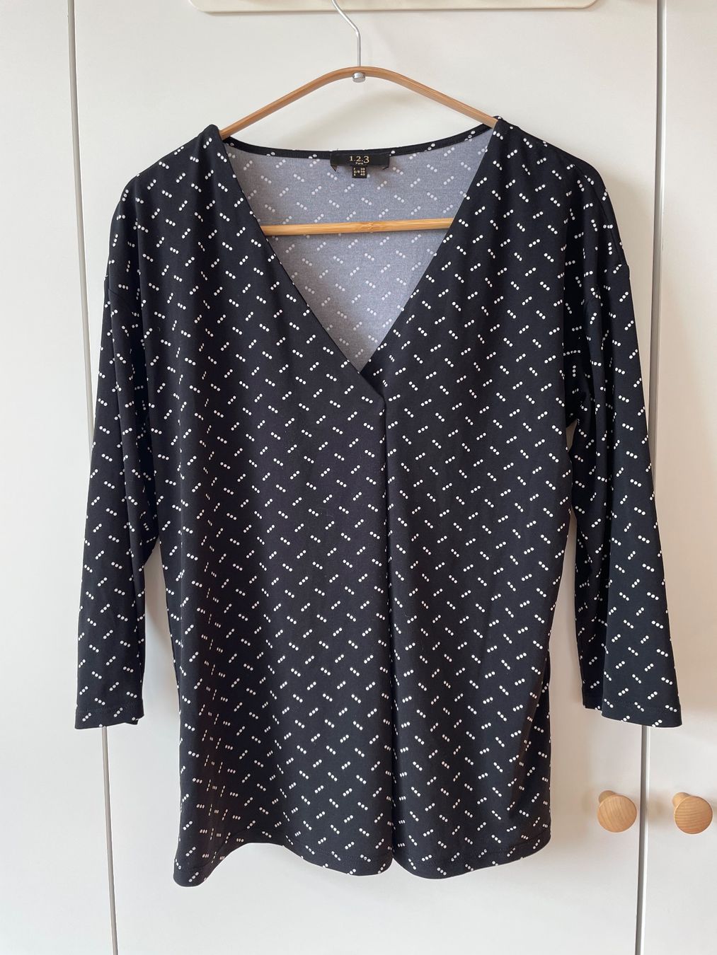 Camicette: 123 Paris Bluse, schwarz/weiss, Gr. 38 – Usato da Neukirch an der Thur venduto da bee88