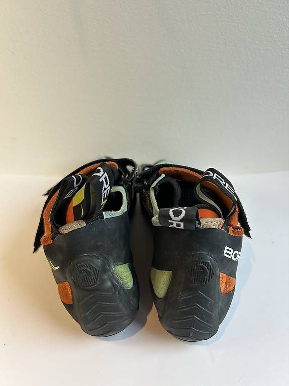 Herrenschuhe: Kletterfinken Boreal 41,5 – Gebraucht aus Saas Fee von michaberchtold 3