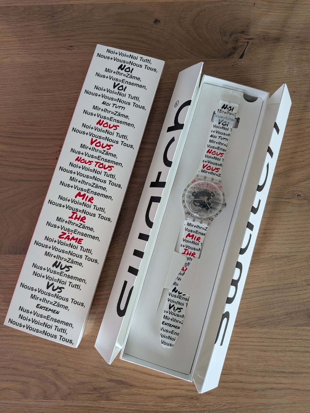Swatch Orologi: Swatch Aktionärsuhr 2026 – Nuovo e nell'imballaggio originale da Rosshäusern venduto da RMCF
