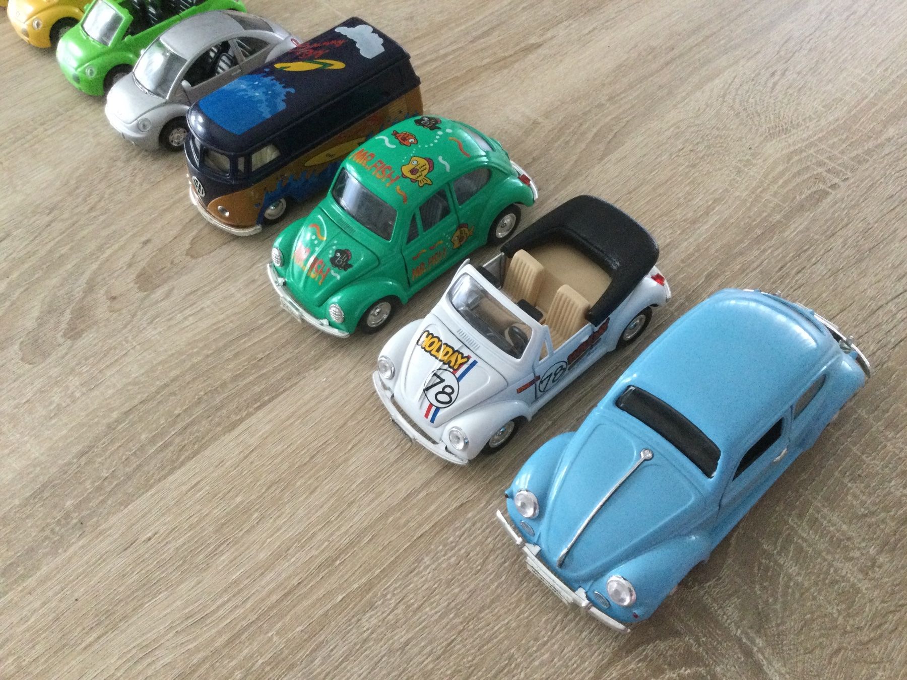 Volkswagen Modellini d'auto: Vw Käfer Beetle Bus Konvolut 11 Stück – Usato da Mezzovico venduto da Herbie53 1