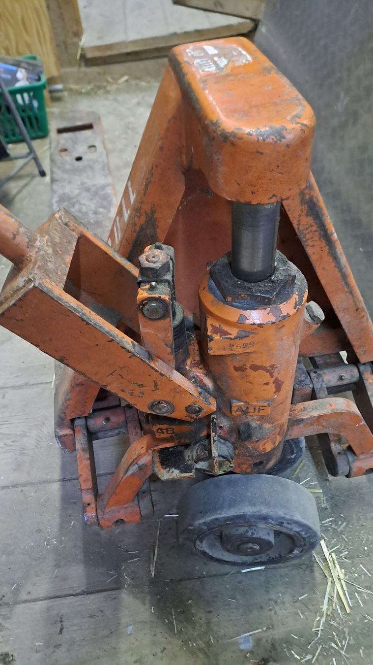 Carrelli elevatori e a forche: Palett Roli 2000kg – Usato da Oberrohrdorf venduto da Steffzg 4