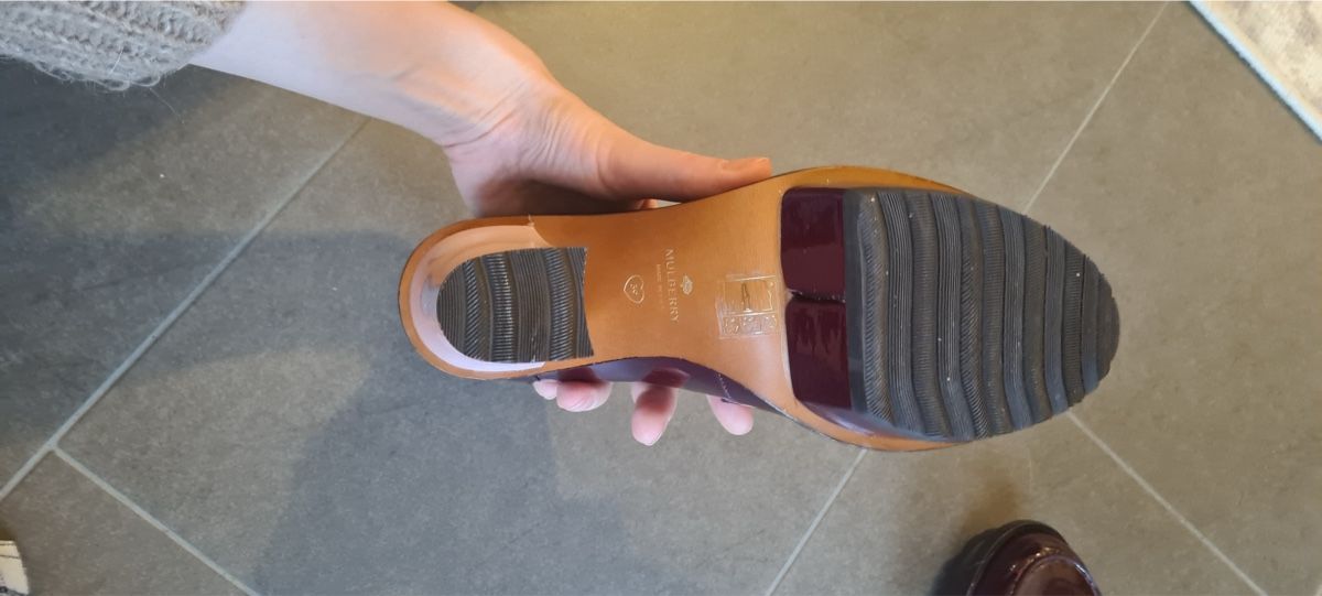 Mulberry Scarpe da donna: Mulberry Pumps Lackleder Bordeaux – Nuovo (secondo la descrizione) da Brugg AG venduto da ine_sl8m 5