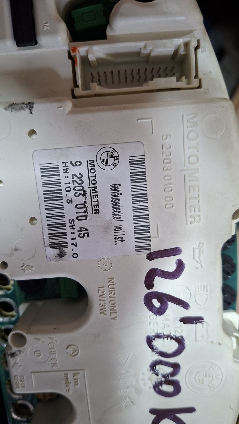 BMW Toutes les pièces auto: Compteur BMW E36 126'000km – D'occasion à Vérossaz par Thibault1234 2
