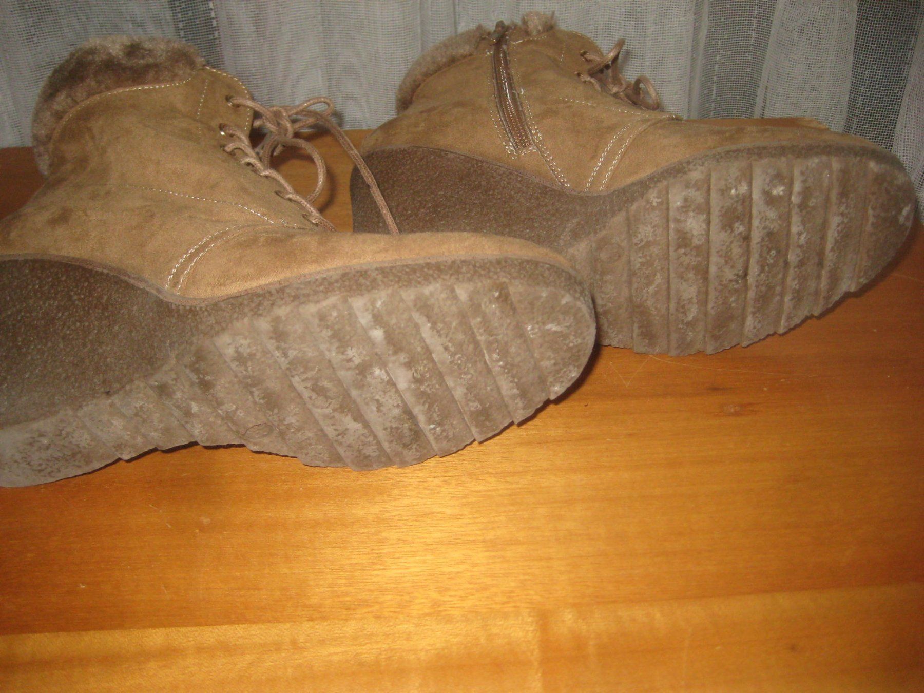 Scarpe da donna: DAMEN  STIEFELETTEN – Usato da Uster venduto da flocke1 1