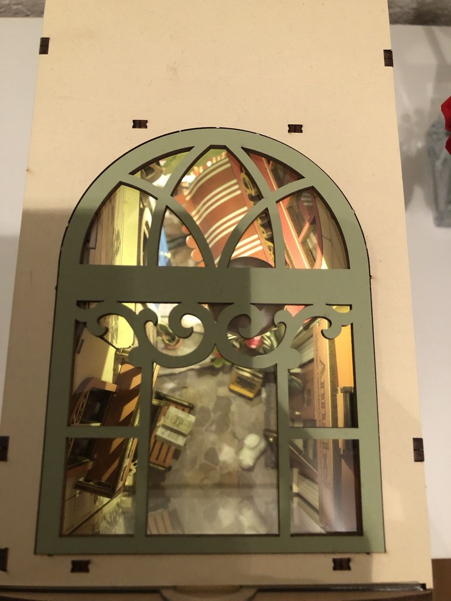 Tutte le decorazioni: Rolife Floral Corner - Book Nook – Usato da Zollikofen venduto da DelNero 8
