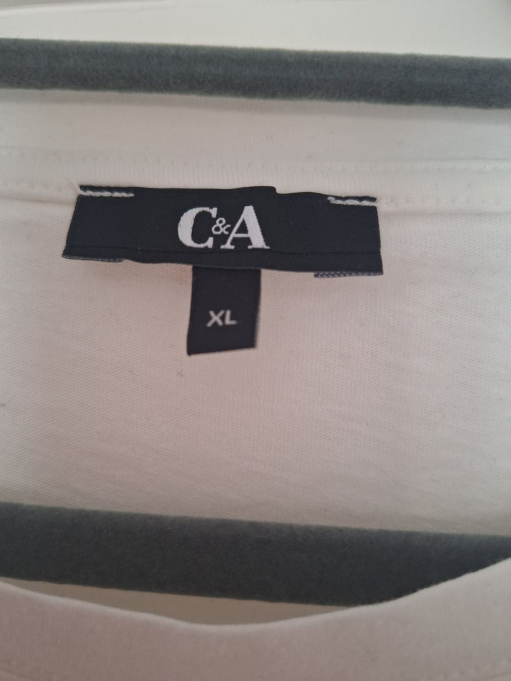 C&A T-shirt: T-shirt C&A taille XL – Nuovo (secondo la descrizione) da Lausanne venduto da anta-123 2