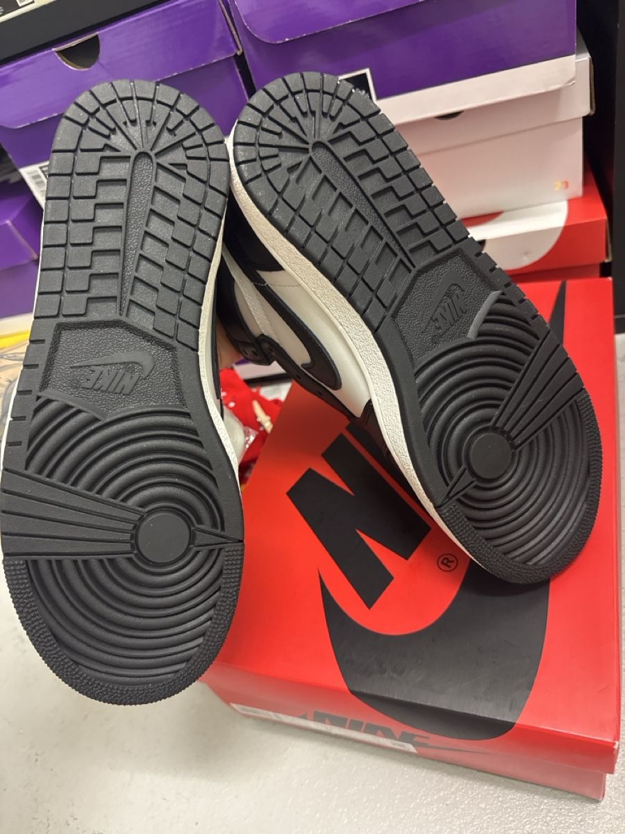 Jordan Herrenschuhe: Jordan 1 hi 85 Panda  – Neu und originalverpackt aus Bülach von Sarah_sun93 1