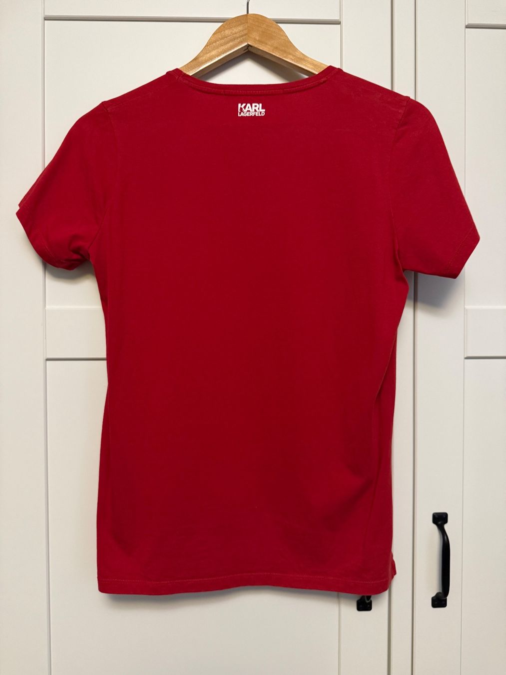 Karl Lagerfeld T-shirt: KARL LAGERFELD T-Shirt Gr.S – Usato da Uetikon am See venduto da Fraufox1 1
