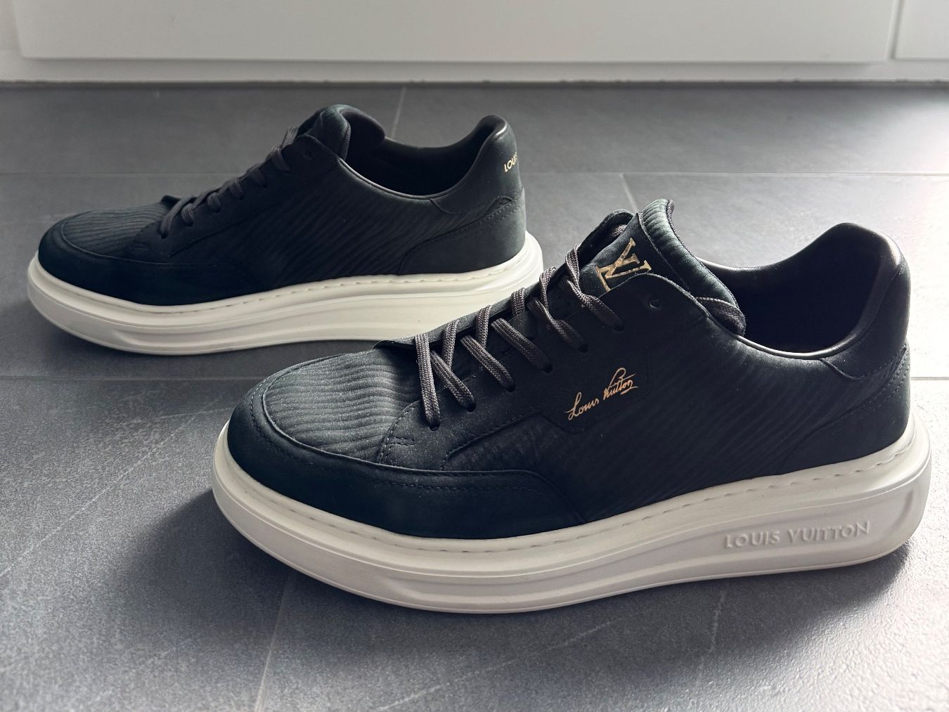 Louis Vuitton Scarpe da uomo: Beverly Hills Sneaker Louis Vuitton – Usato da Grenchen venduto da yve_rj2d 3