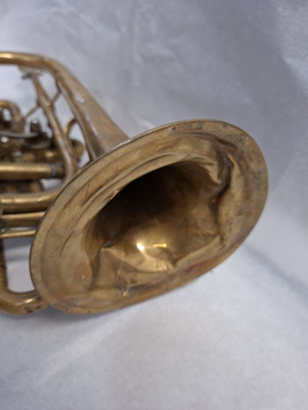 Strumenti musicali: Trompete Kornett Ventil 3 Ventile Messing antik  – Usato da Olten venduto da Mezopotamya 5