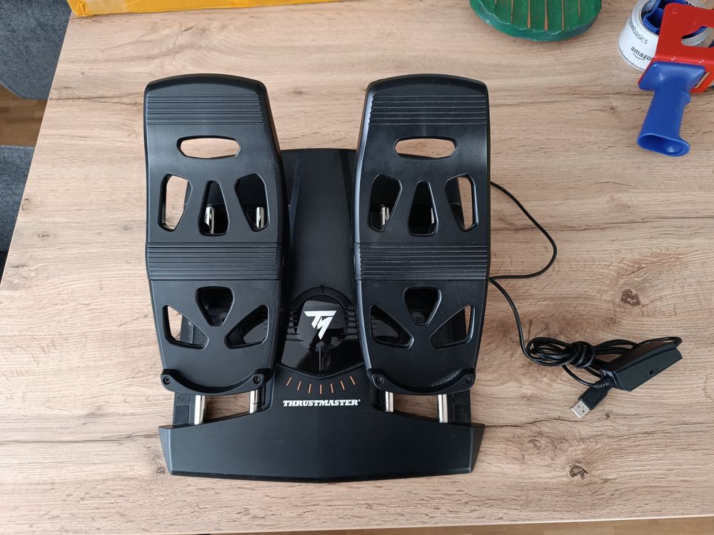Thrustmaster TFRP T. Flight Rudder Pedals mit USB Anschluss (Gebraucht ...