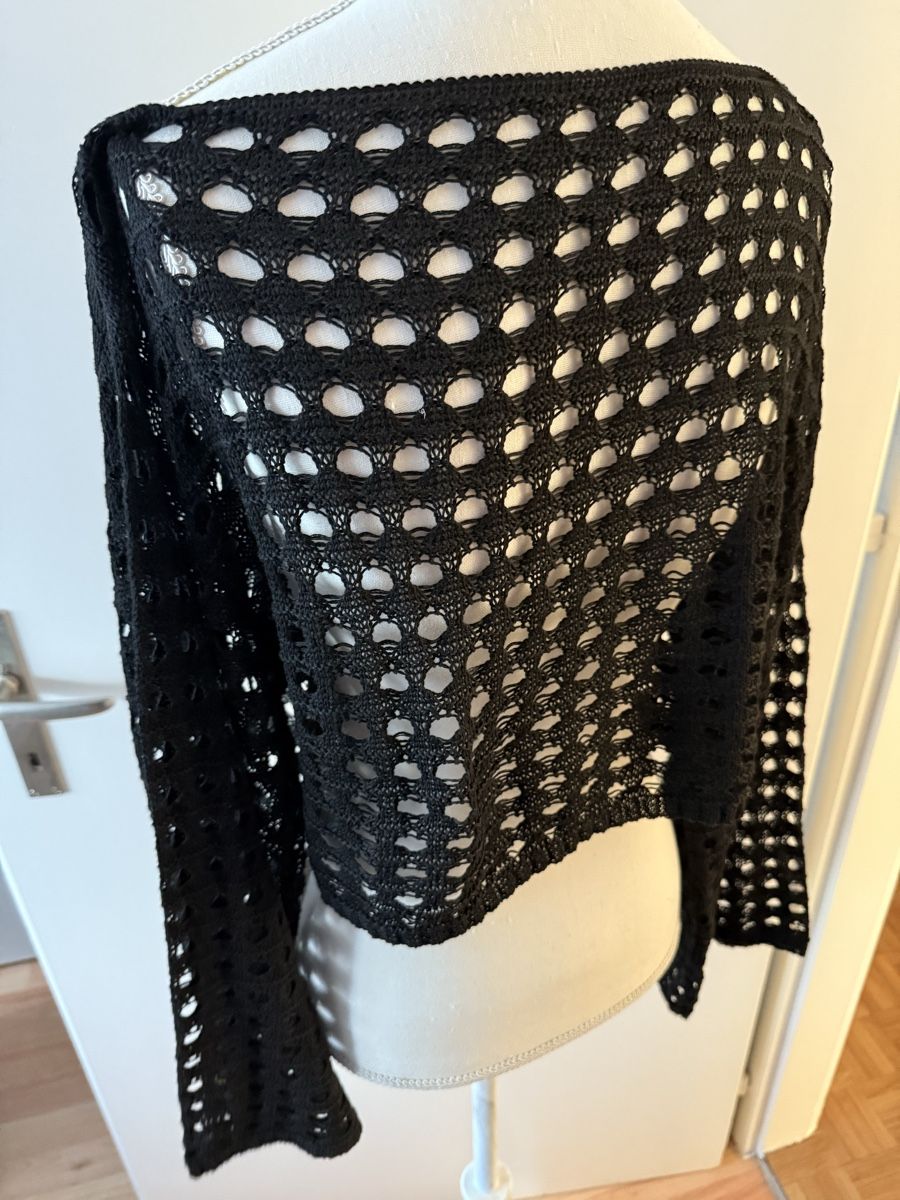 Pullover & Sweatshirts: Pulli – Gebraucht aus visp von Kmemo1 1