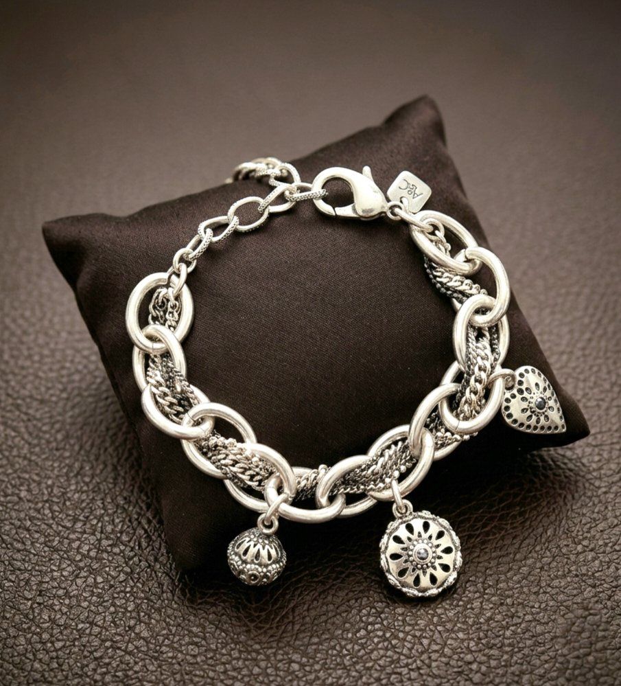Armbänder & -reifen: Design Armband von A&C - Neu – Neu und originalverpackt aus Uetikon am See von Springdream