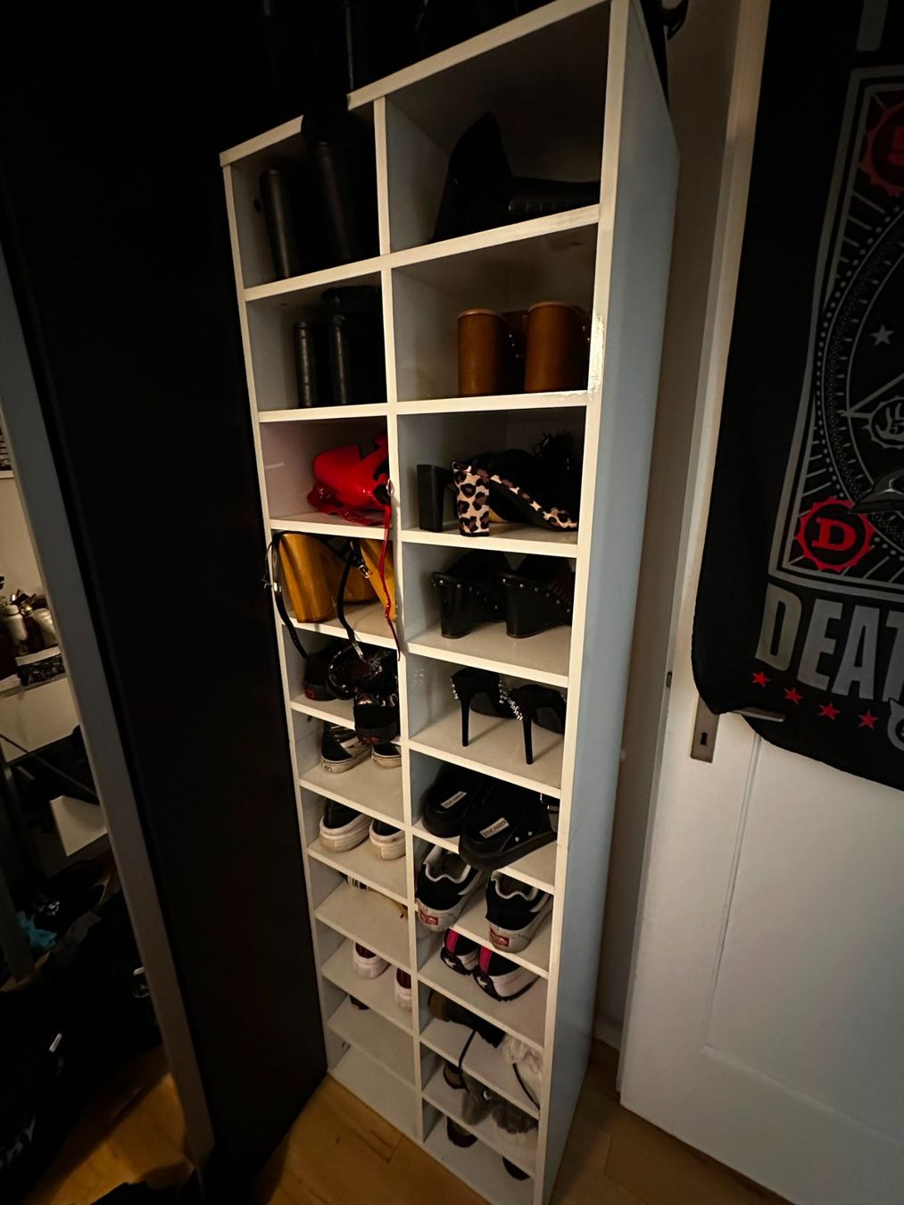 Regale: Schuhregal, weiss, 183x54x34 – Gebraucht aus Ballwil von Vielzocker