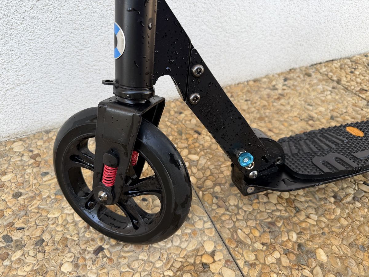 Micro Kickboard: Trottinette Micro Mobility Black Interlock – D'occasion à Chardonne par Titi1975 4