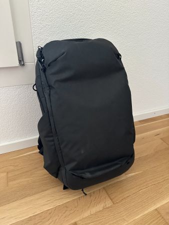 Peak Design Travel Backpack 30L Black – mit kleinem Mangel