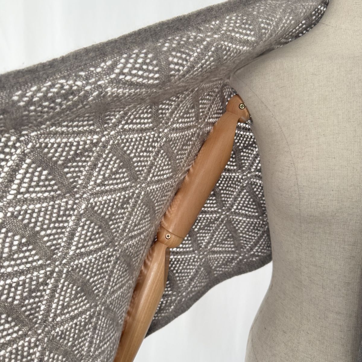 Repeat Foulard & Sciarpe: REPEAT Cashmere Scarf – Nuovo (secondo la descrizione) da Freienbach venduto da Avviivva_Shop 3