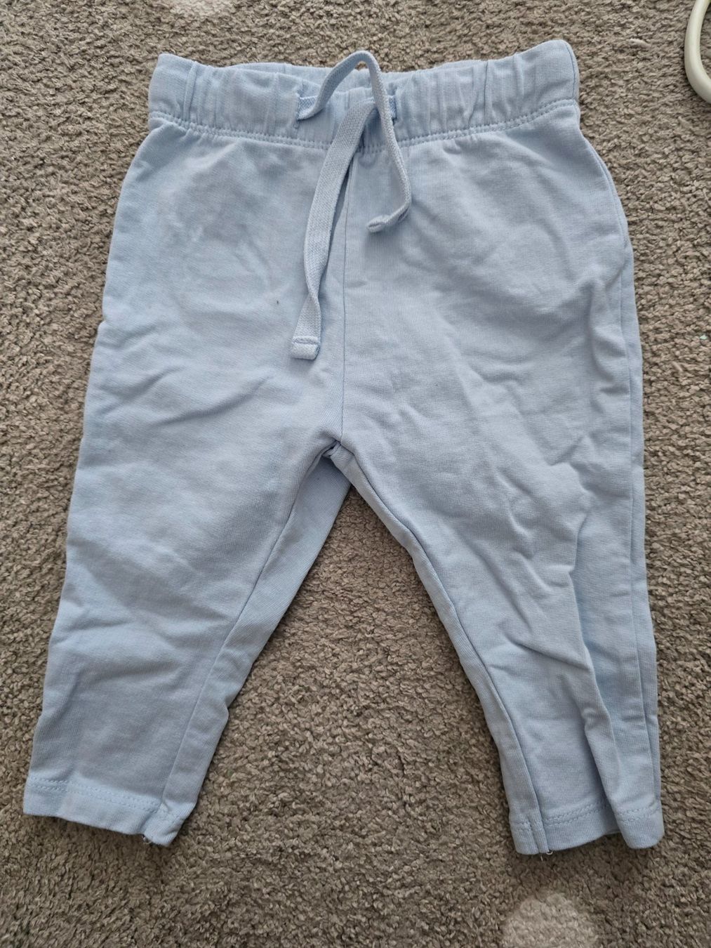 Lupilu Pantaloni: Lupilu Trainerhose Gr 62/68 – Usato da Uetendorf venduto da baumstamm3
