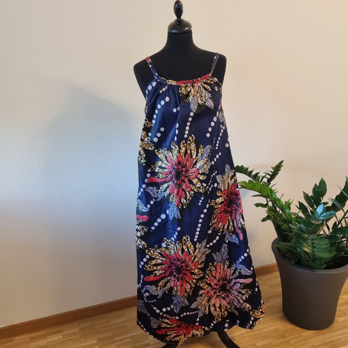Vestiti: Afrikanische Kleid – Usato da Biel/Bienne venduto da Ressourceraum