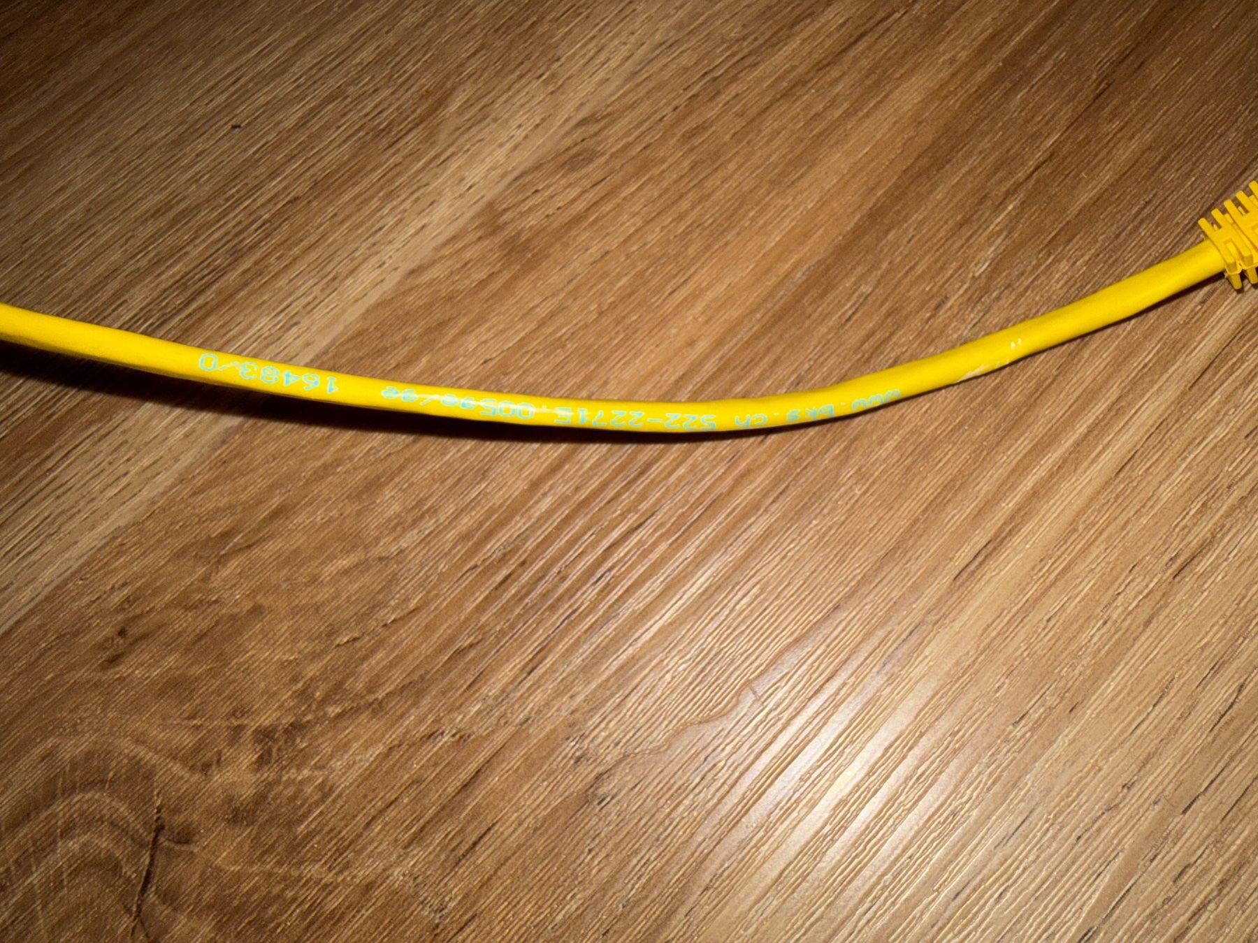 BKS Cavi: BKS Patch-/Anschlusskabel MMC / RJ45, 2P, 100 Base-T 0,5m – Usato da Aeschi SO venduto da Bluemail 3