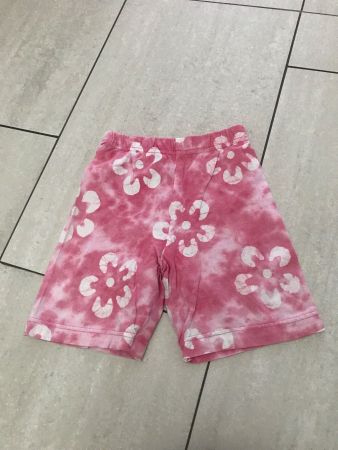Shorts/ Leggings kurz Gr.104/110