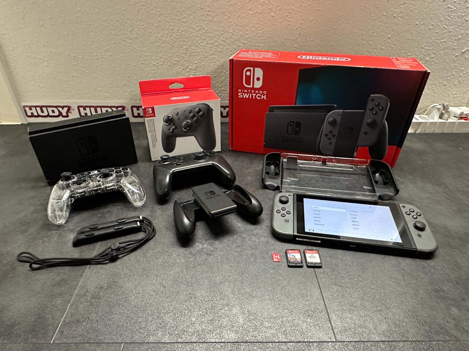 Nintendo Consoles: Nintendo Switch SET – D'occasion à Adliswil par mobe81