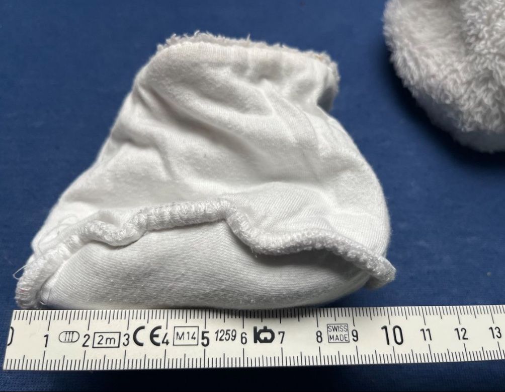 Calze per bambini: Frottee Babyschuhe, Weiss, kuschelig – Usato da Kaisten venduto da saleforfun 2