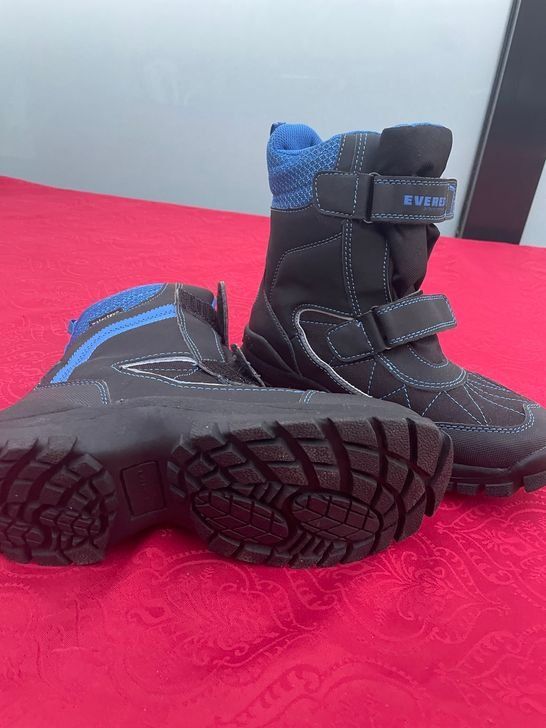 Everest Scarpe per ragazzi: Neu Kinder Winter Stiefel Boots Everest 38 – Nuovo e nell'imballaggio originale da Bergdietikon venduto da antovale 1