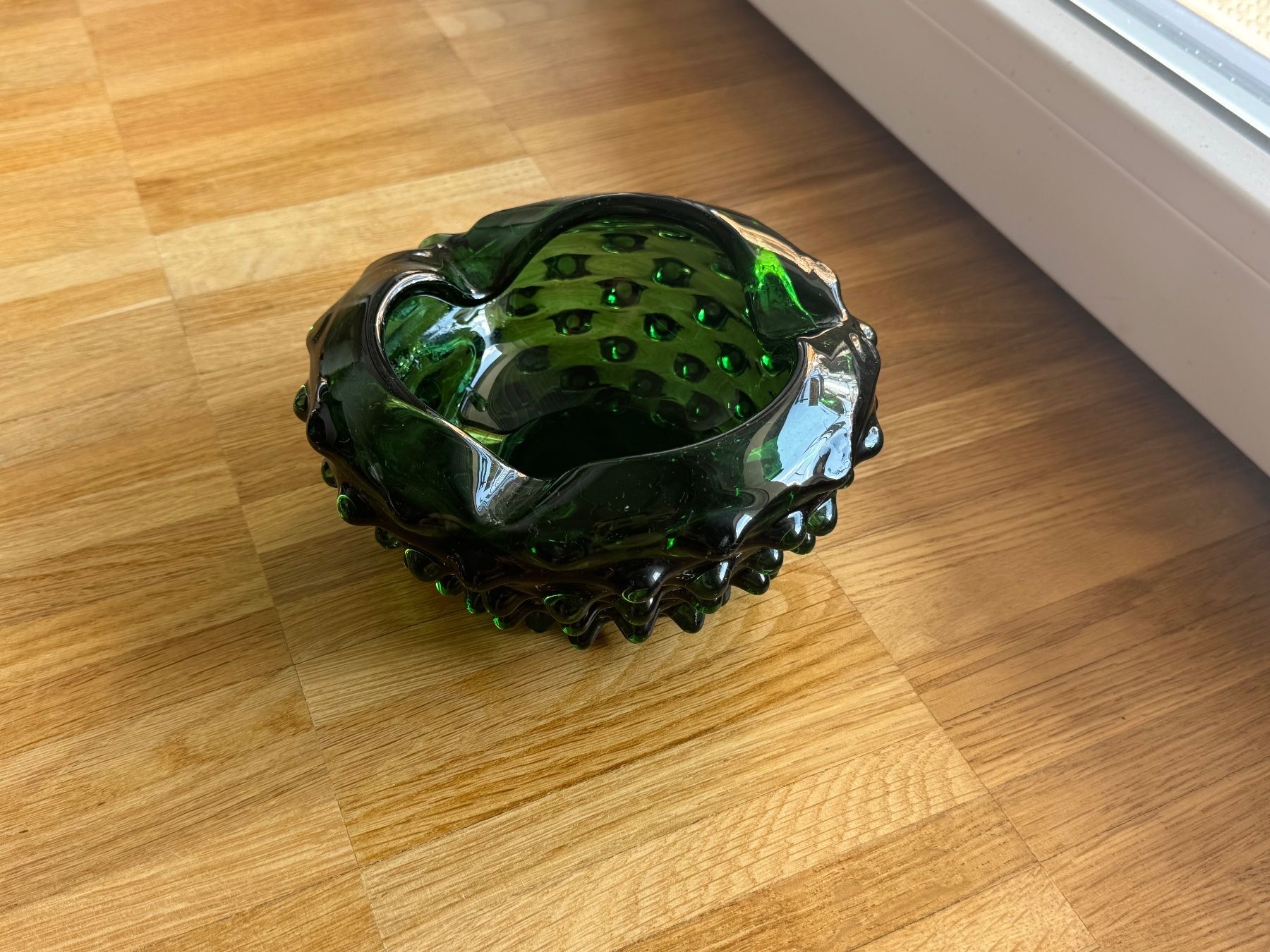 Portacenere: Vintage glass ashtray – Usato da Fribourg venduto da mariedw