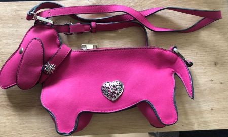 Collezione Alessandro, Pinke Handtasche in Dackel-Form