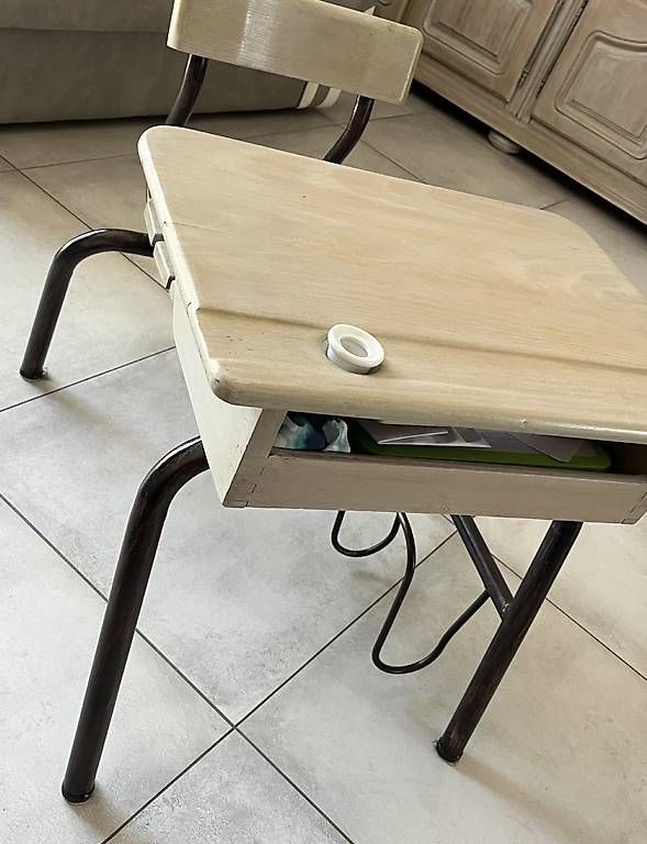 Scrivanie: Bureau pour enfant  – Usato da Rolle venduto da geo_xl8h 2